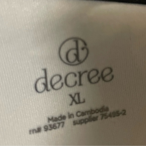 Decree Large Black And Floral Full Short Skirt! - Picture 4 of 4